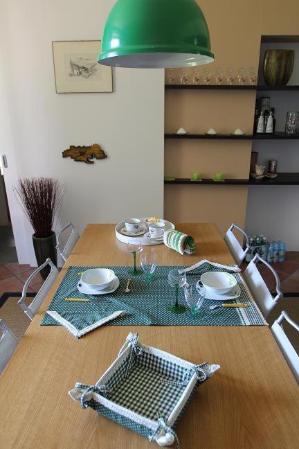 B&B Marge Oltrona di San Mamette Eksteriør billede