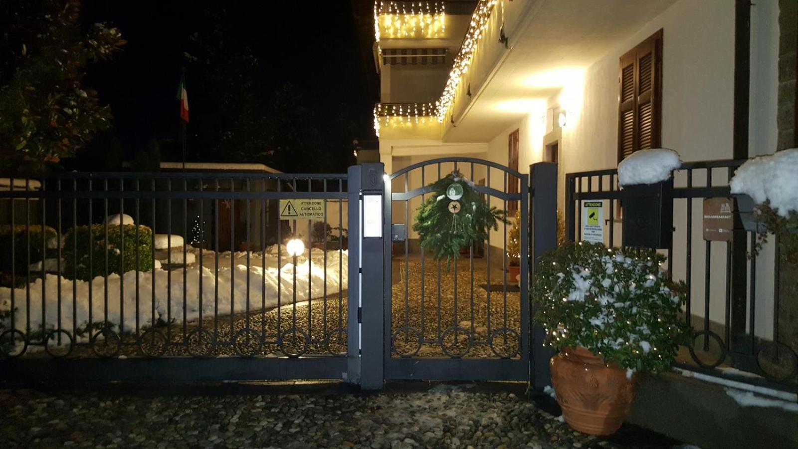 B&B Marge Oltrona di San Mamette Eksteriør billede